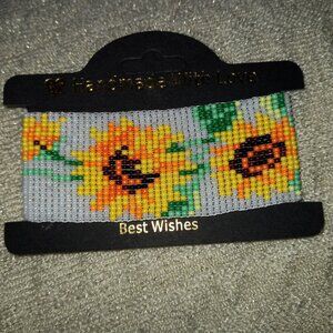 🌻 Handmade Sunflower Beaded Bracelet • Stainless Steel • Floral Motif